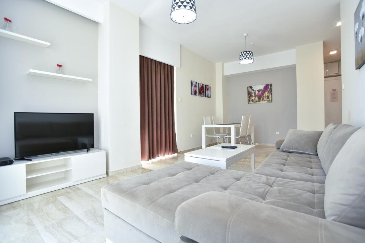 Apartments Menuet Budva Bagian luar foto