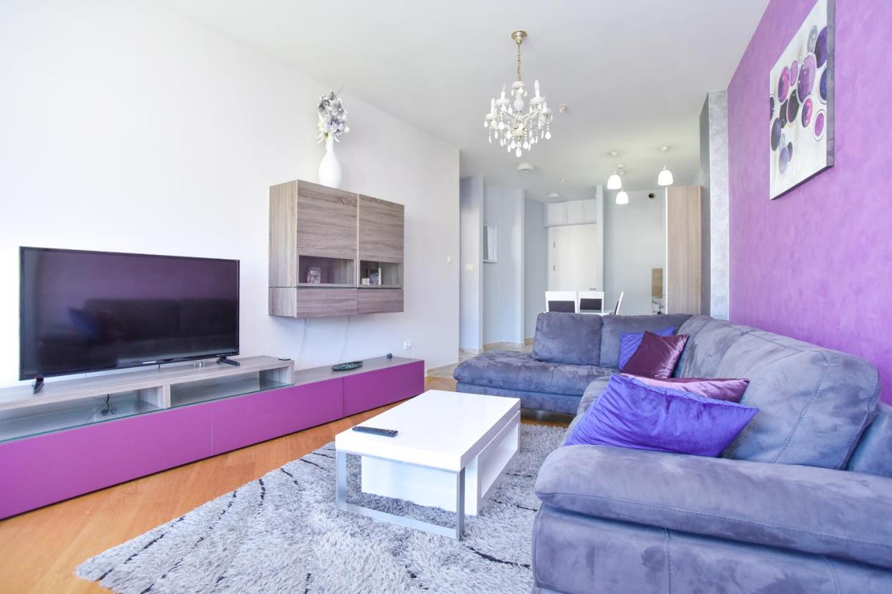 Apartments Menuet Budva Bagian luar foto